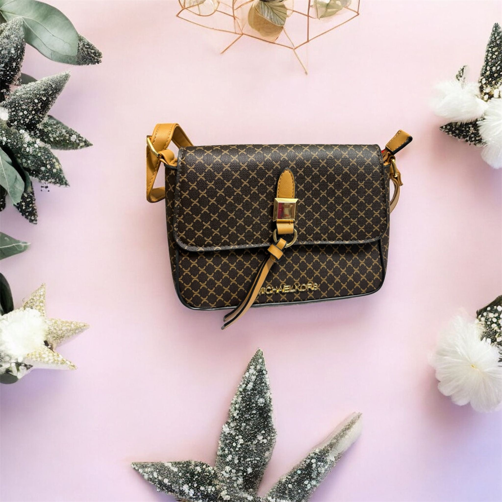 Cartera marrón y negra MK