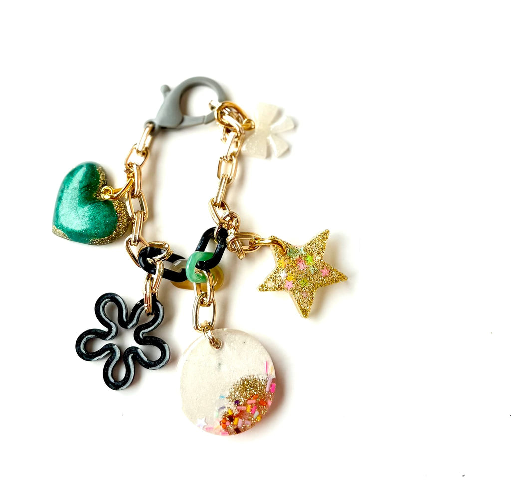 Cadena chalet en resina